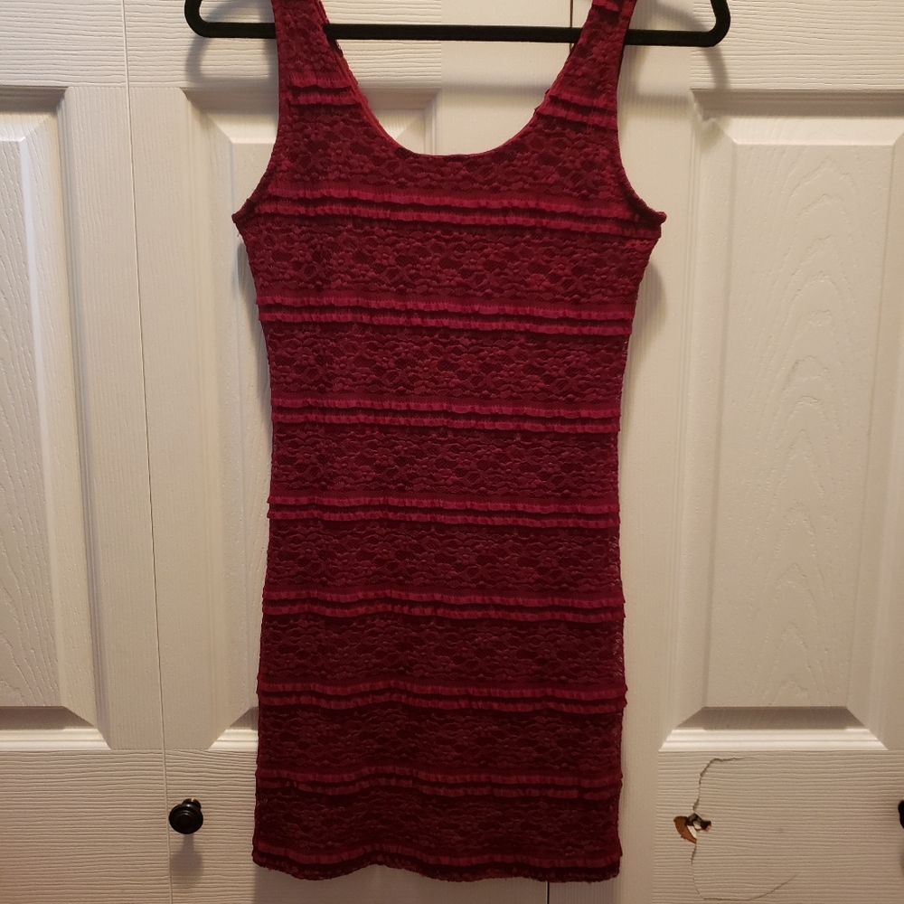 Forever 21 Red Wine Scooped Lace Fully Lined Mini Dress Size M
